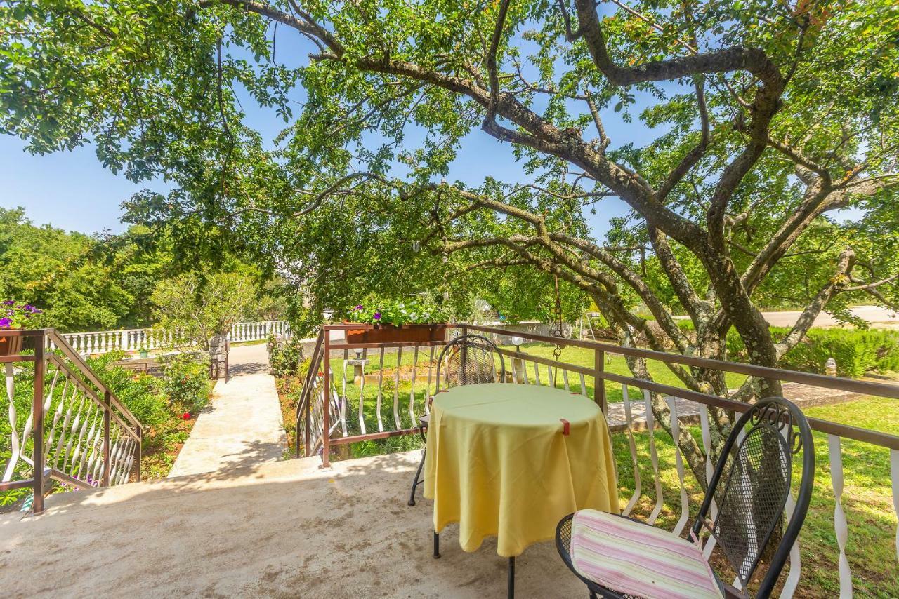 Apartma Marica *